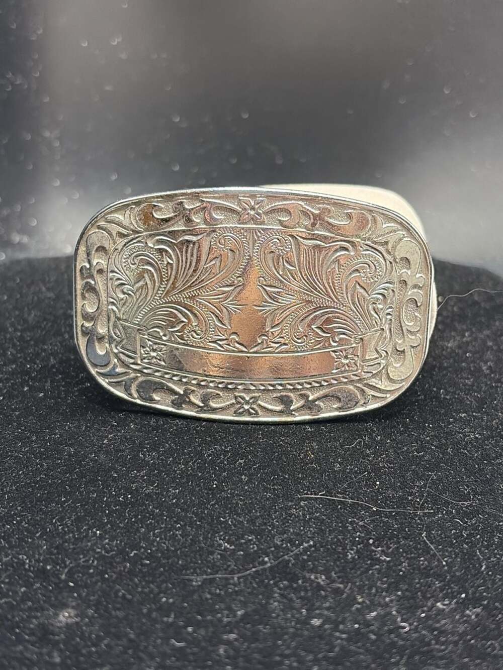 Vintage Western Silver-Tone Engraved Floral Scroll Award Banner Belt Buckle